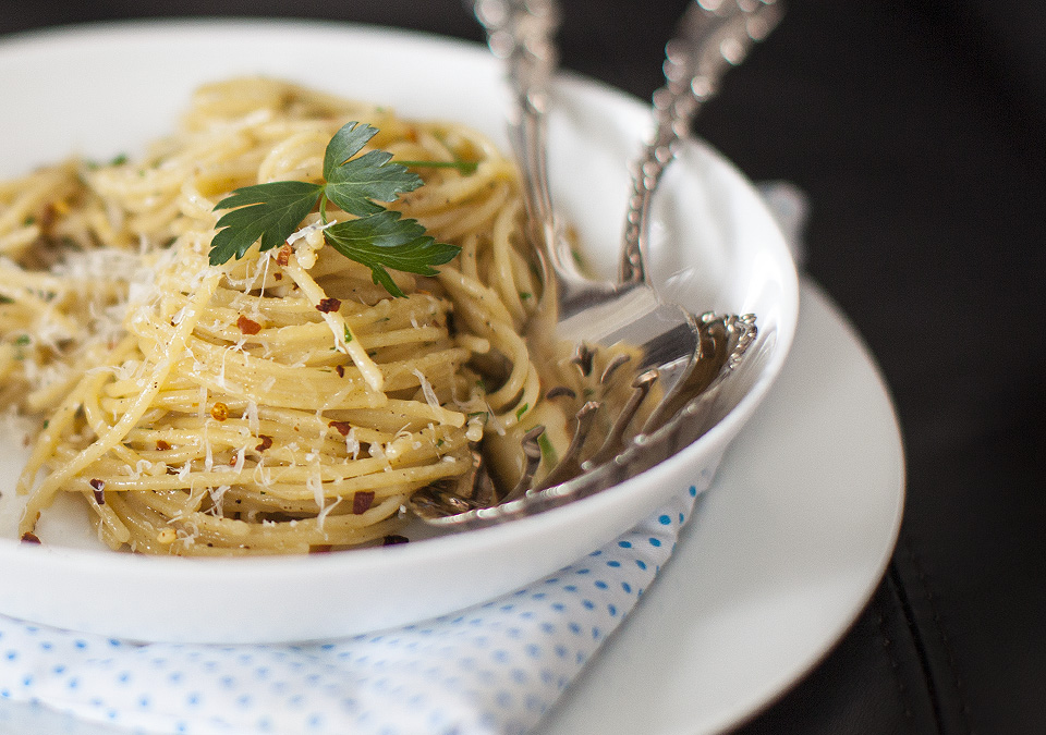 Italian dishes, pasta and risotto bite